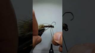 Tying the SIMPLE but DEADLY TJ Hooker Fly #flytyingjunkie #flytying #fishing