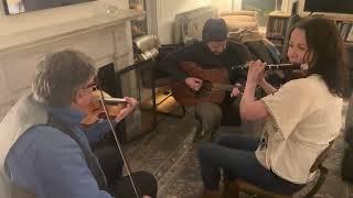 Kevin Burke, Nuala Kennedy & Eamon O' Leary - Fireside Polkas