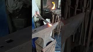 Forging a poker |  Mortise & Tenon #blacksmith #ireland #irontools #poker #diy #diycrafts #welding