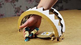 DIY Simple Granny's bear trap from Cardboard (mr. hotglue's family)