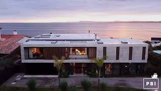 Venta Magnifica casa frente al mar, de 4 dormitorios en Punta ballena