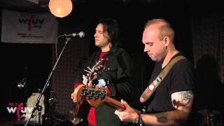 Jeremiah Birnbaum - "Lend You A Hand" (Live at WFUV)