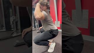 RT1K (day 75) tiny guy #roadto1ksubs #gym #bulkgonewrong #ytshorts #pump