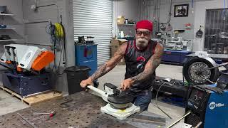 Bending like a Boss  Paul Sr. @paulteutulsr from @OfficialOCChoppers