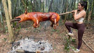 Survival in the forest -  Roast pig delicious - Taste of the mountains | Run My Life