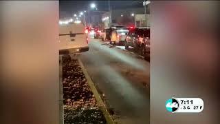 Se incendia vehículo en Eje Víal Juan Gabriel