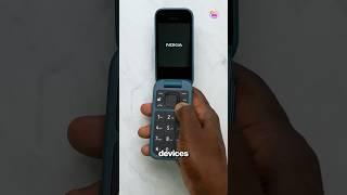 Why Gen Z Is Ditching iPhones for DUMB Phones?