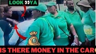 Is the JLP 🟢giving out money  in Green Shirts ?Flooding in Jamaica  SEVERAL PEOPLE WASH A