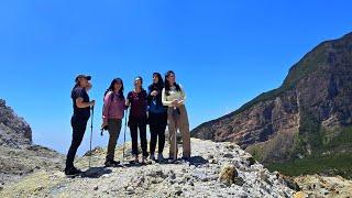 JAKARTA-GARUT-JAKARTA DALAM SATU HARI UNTUK PAPANDAYAN | Pendakian Tektok Gunung Papandayan |