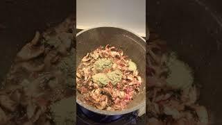 Pesto pasta explained in 50 seconds. #viral #shorts #pasta #pestopasta #pesto #food #puneetsuperstar