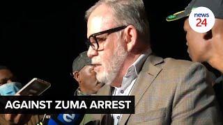 WATCH | Carl Niehaus makes appearance at Nkandla as Zuma arrest looms