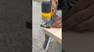 Perfect rounded corners using a router. #diy #homeimprovement #woodworking #carpentry #dewalt