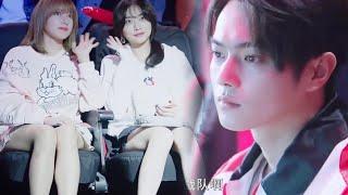 速看EP01萌妹因高顔值被鏡頭捕捉，男神對她一見鍾情，而她竟是對手女友Falling into your smile