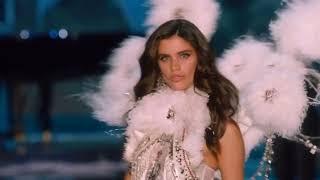 Sara Sampaio on the Victoria's Secret Fashion Show Runway 2017