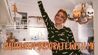 HALLOWEEN DECORATE WITH ME 2023 // KITCHEN #decoratewithme #halloweendecor #halloween2023 #fall