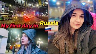 My first day in Russia - Shopping or dhair saray kam kiyay -