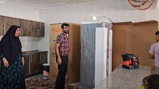 Noorbakhsh's serious effort: installment refrigerator and building a dream life for Zainab!!