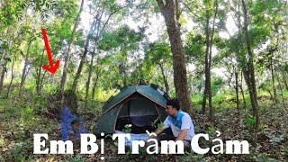 Cắm Trại Lên Ngôi Mộ Của Hai Mẹ Con Trong Khu Rừng, Phim Ma
