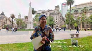 Chatting with some sketchers in Plaza de Mayo, Buenos Aires