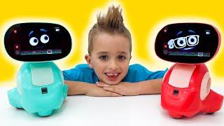 Vlad dan Niki bermain dengan Miko - Robot mainan pintar untuk anak-anak