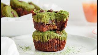 Mini matcha brownies