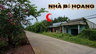 Bí ẩn 2 ngôi nhà bỏ hoang sát đường lộ không ai thèm ngó tới