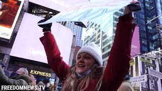 Hundreds Gathered in NYC in Solidarity with Russian Protests to #FreeNavalny