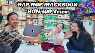 Già Làng Đập Hộp Macbook Pro Hơn 100 Triệu Tại Cửa Hàng Phạm Dũng Và Phan Diễm