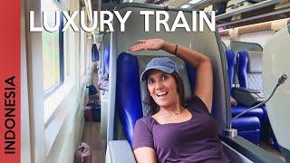 Luxury train in Indonesia: Yogyakarta to Jakarta 