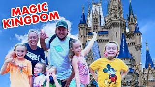 Vacation To Magic Kingdom in Florida! Jack & the Skye Family