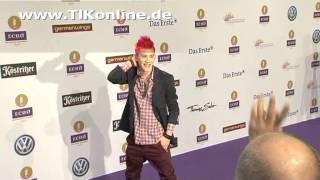 Daniele Negroni lustige Luftsprünge beim Echo 2013 (TIKonline)