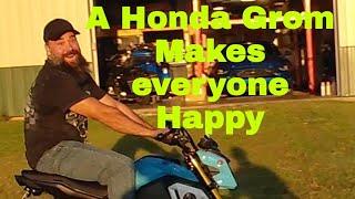 Honda Grom Motorcycles @SinisterClutch survives the ride