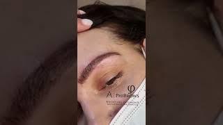 Vorbei mit Lücken in den Augenbrauen!Mit Microblading kaschieren