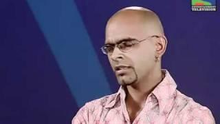 Raghu Getting Screwed In Indian Idol !!