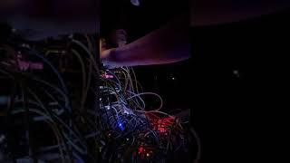 Jungle of wires : modular livestream