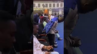 The moment Joe Mettle gave Sam George high five #nanaamamcbrown #africa #ghana