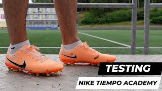 10 generácia už oslovuje útočníkov - Nike Tiempo LEGEND 10 ACADEMY FG/MG