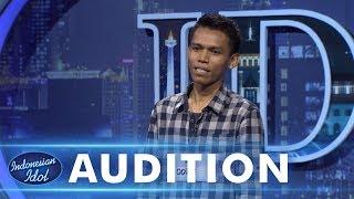 Trio, alias Gabe menyanyi bersama para juri - AUDITION 2 - Indonesian Idol 2018