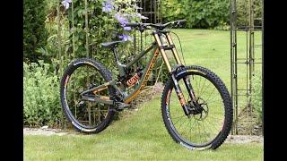 2021 Saracen Myst Team Carbon 29 Downhill MTB - Bike Check -