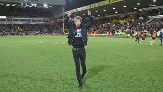 CROSSBAR CHALLENGE IN FRONT OF 25,000 PEOPLE