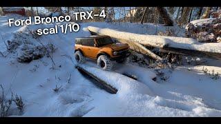 RC Ford Bronco 1/10 scale crawler out in the swedish snow