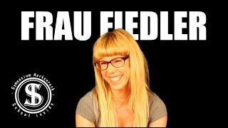 Fragenhagel mit Frau Fiedler | School Inside