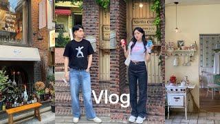 Vlog•연남동 연희동 데이트코스 나만 따라와•커플 브이로그•연남동 맛집, 카페, 와인바, 소품샵 추천•저 결혼준비 해요•서울 데이트•고양이 카페•연남동 숙소