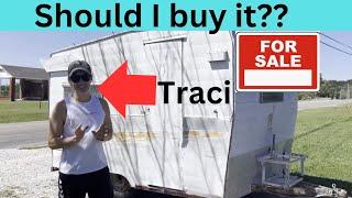 EP400 Should I buy it? Traci and her mom stop by World Headquarters vintage camper