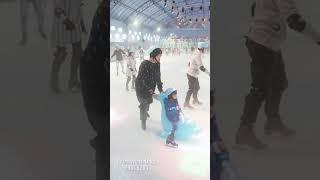 VID 20240523214714439  wenwen小姐和寶貝們 misswenwen Nanyang ice skating