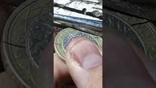 Separating the two pound coin #galaxy #jewellery #coin