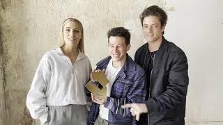 London Grammar's Californian Soil scores UK Number 1 | Official Charts