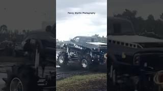 X MAN Blows the Bogs Apart #offroad #horsepower #mudbog #race #trucks