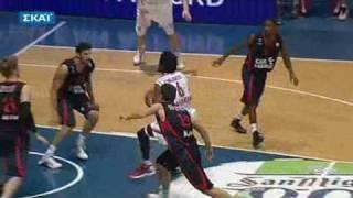 EXTREME DUNKS by Josh Childress & Linas Kleiza