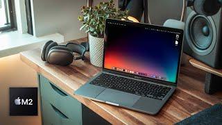 M2 MacBook Pro 13" - Unboxing & First Impressions (2022)